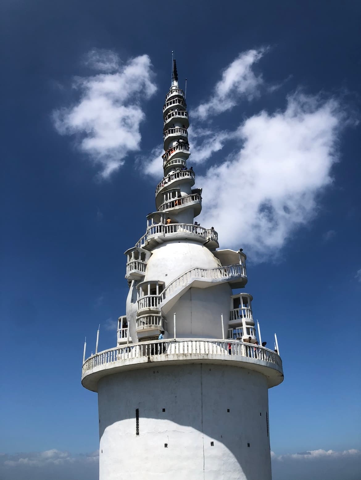 Ambuluwawa Tower: A Sky-High Adventure in Sri Lanka